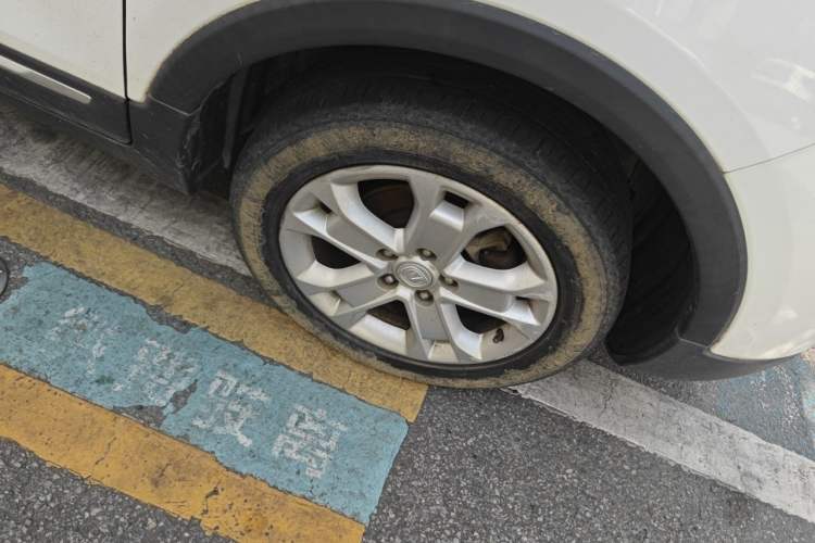 Used CHANGAN CS15 2016 1.5L Manual Fashion Edition Exterior 7