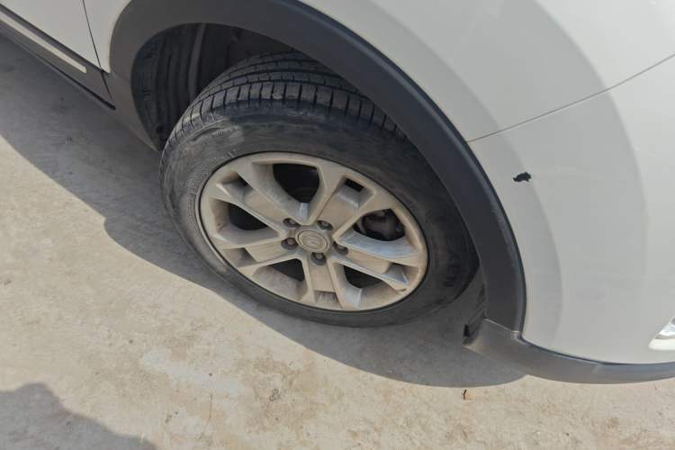 Used CHANGAN CS15 2016 1.5L Manual Luxury Edition Exterior 7