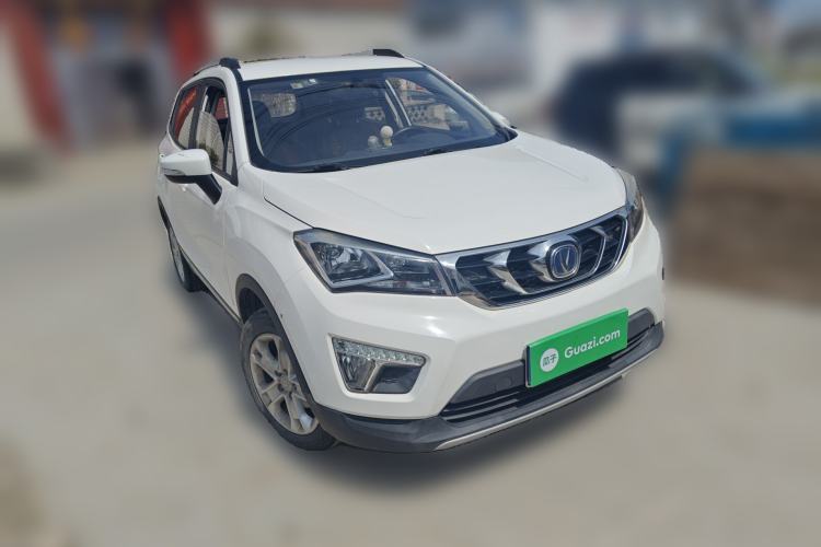 Used CHANGAN CS15 2016 1.5L Manual Luxury Edition Front Right 45 Deg