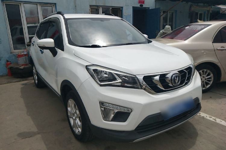 Used CHANGAN CS15 2016 1.5L Automatic Fashion Edition Front Right 45 Deg