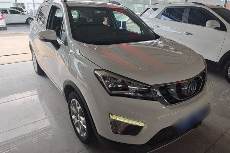 Used CHANGAN CS15 2016 1.5L Automatic Fashion Edition Front Right 45 Deg