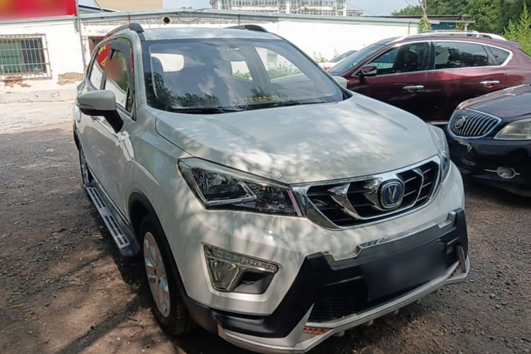 Used CHANGAN CS15 2016 1.5L Automatic Fashion Edition Front Right 45 Deg