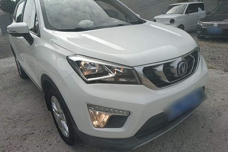Used CHANGAN CS15 2016 1.5L Manual Luxury Edition Front Right 45 Deg