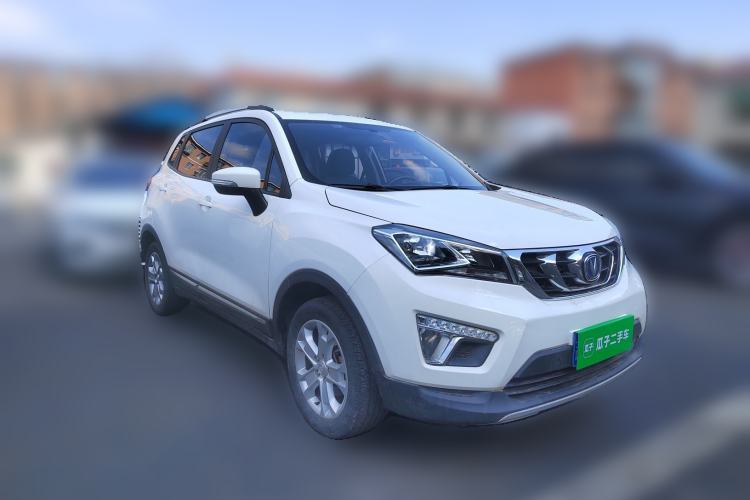 Used CHANGAN CS15 2016 1.5L Automatic Luxury Edition Front Right 45 Deg