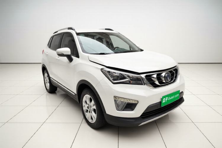 Used CHANGAN CS15 2016 1.5L Automatic Fashion Edition Front Right 45 Deg
