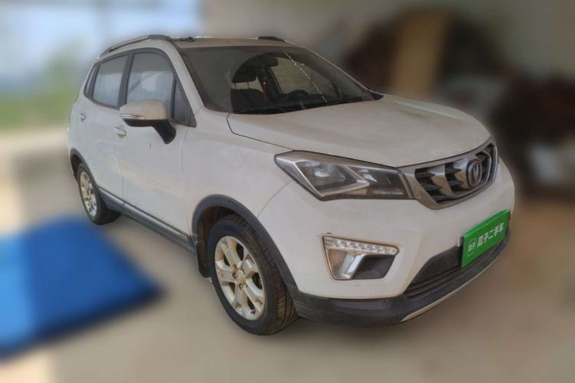 Used CHANGAN CS15 2016 1.5L Manual Luxury Edition Front Right 45 Deg
