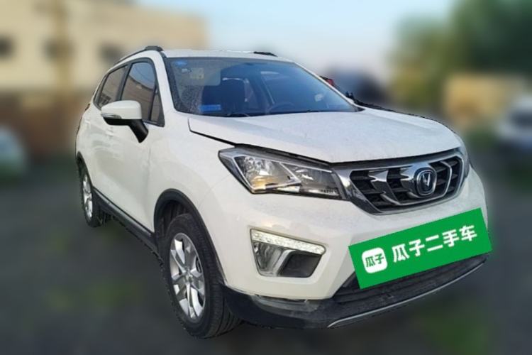 Used CHANGAN CS15 2016 1.5L Manual Fashion Edition Front Right 45 Deg