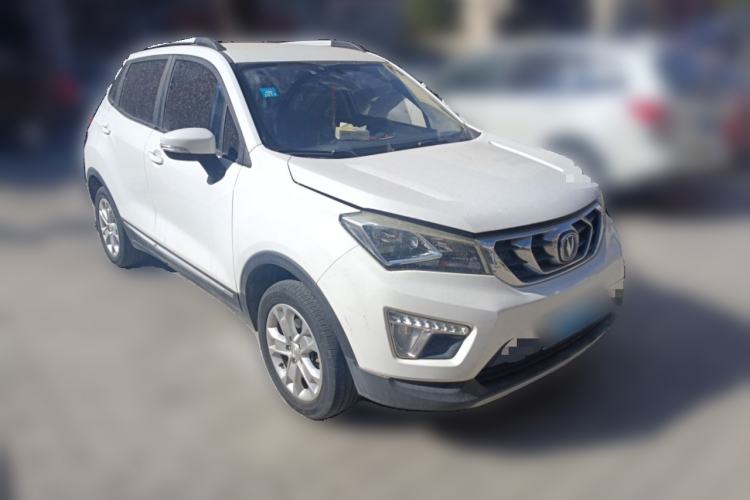 Used CHANGAN CS15 2016 1.5L Automatic Fashion Edition Front Right 45 Deg