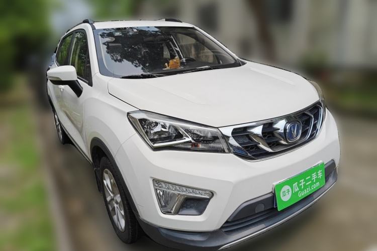 Used CHANGAN CS15 2016 1.5L Manual Luxury Edition Front Right 45 Deg