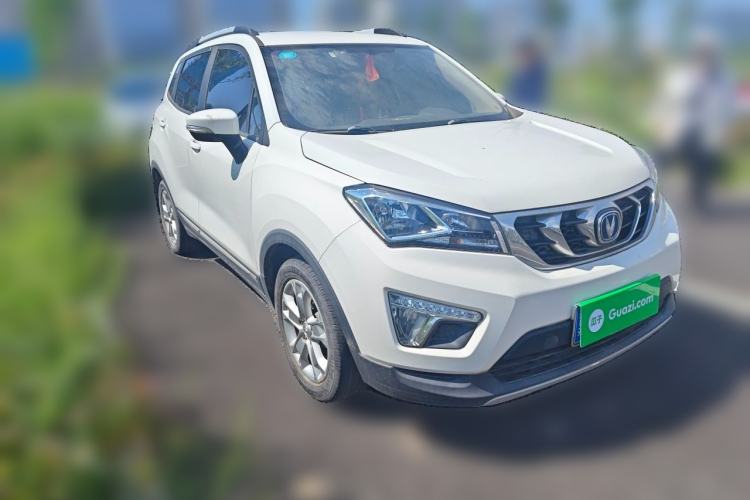 Used CHANGAN CS15 2016 1.5L Manual Luxury Edition Front Right 45 Deg