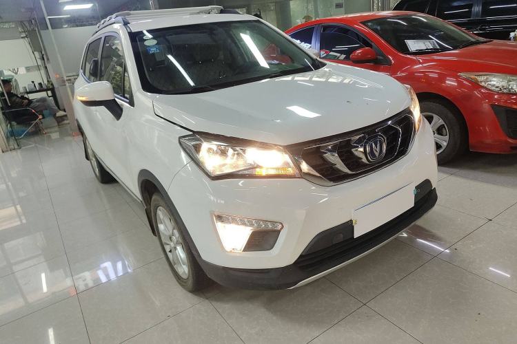 Used CHANGAN CS15 2016 1.5L Automatic Fashion Edition Front Right 45 Deg