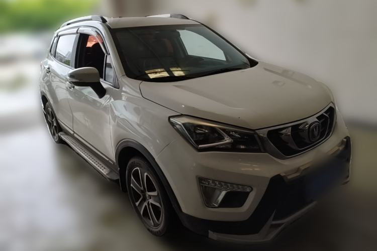 Used CHANGAN CS15 2016 1.5L Manual Luxury Edition Front Right 45 Deg