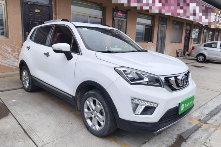 Used CHANGAN CS15 2016 1.5L Manual Luxury Edition Front Right 45 Deg