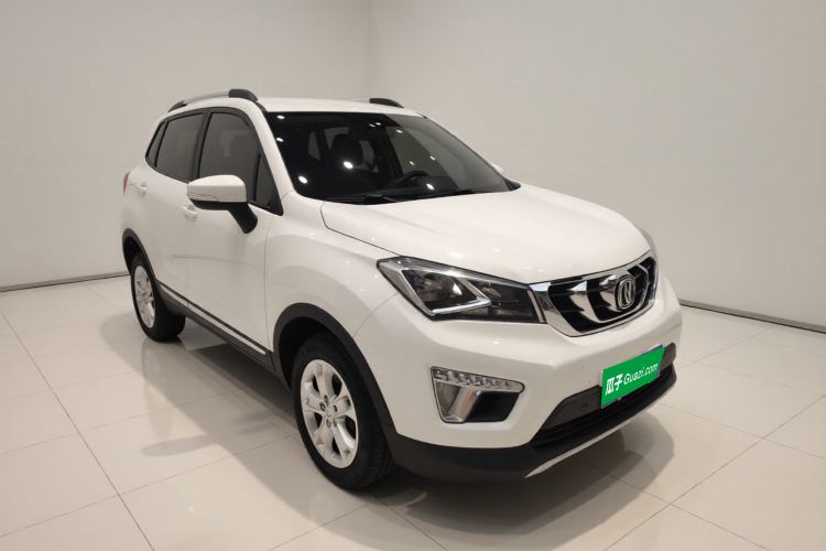 Used CHANGAN CS15 2016 1.5L Manual Luxury Edition Front Right 45 Deg