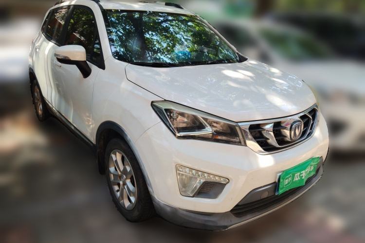 Used CHANGAN CS15 2016 1.5L Manual Luxury Edition Front Right 45 Deg