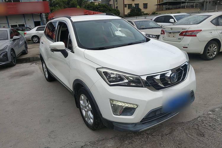 Used CHANGAN CS15 2016 1.5L Automatic Fashion Edition Front Right 45 Deg