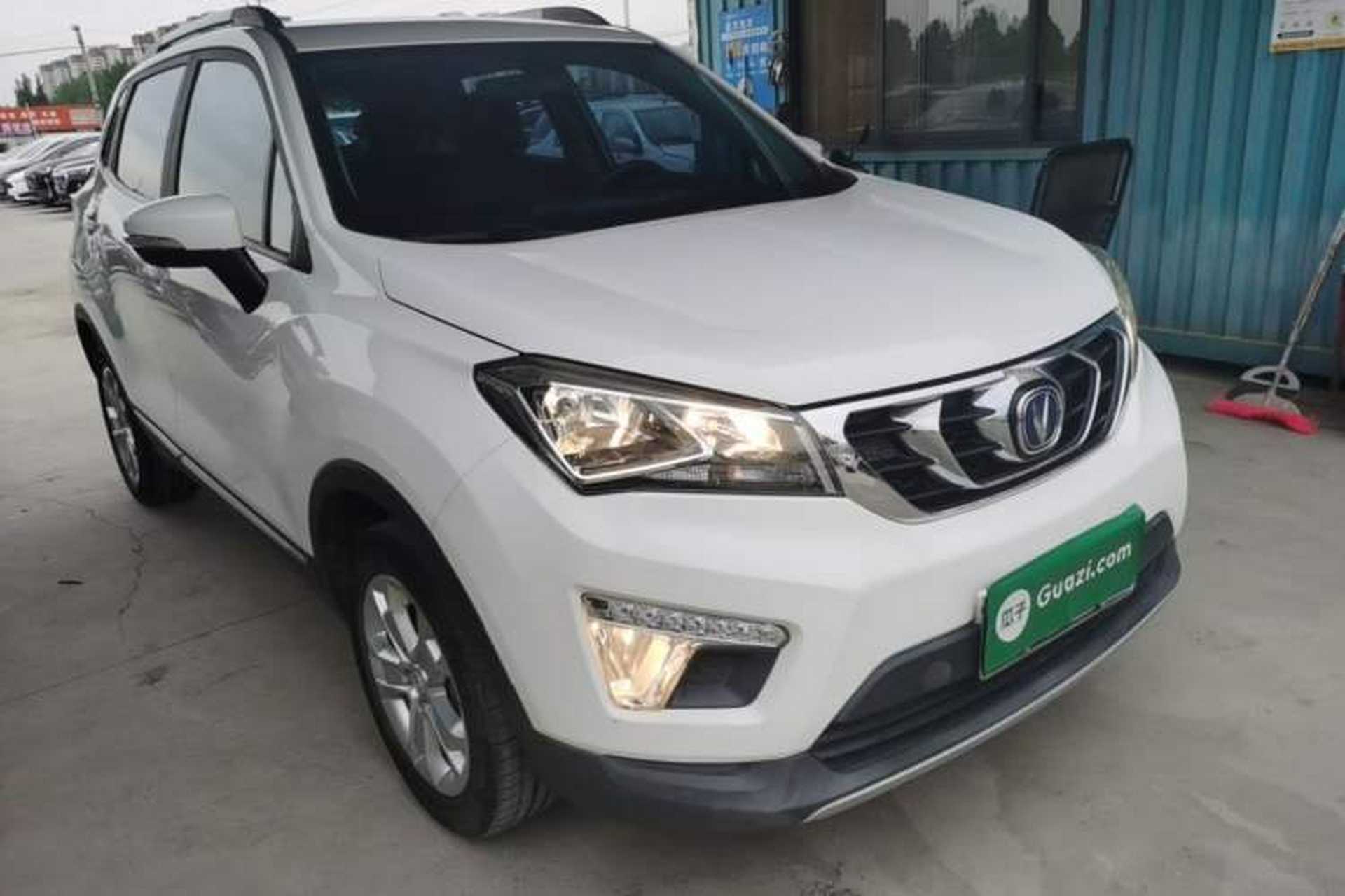 Used CHANGAN CS15 2016 1.5L Automatic Luxury Edition Front Right 45 Deg