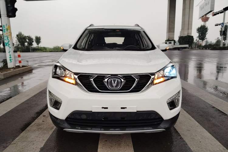 Used CHANGAN CS15 2016 1.5L Manual Fashion Edition Front