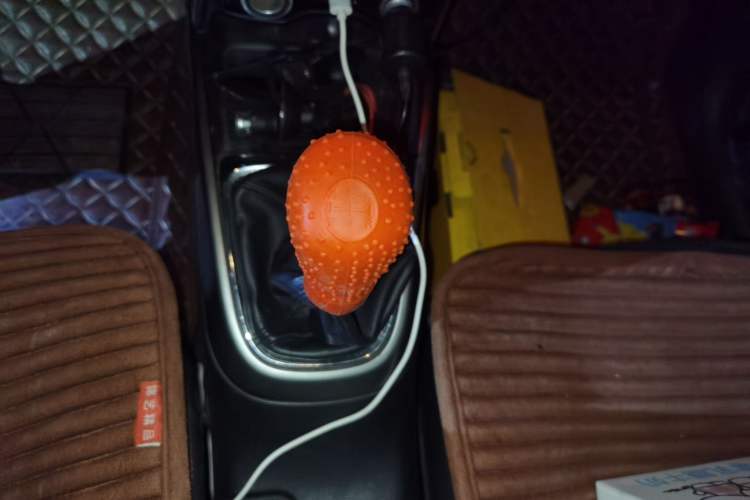 Used CHANGAN CS15 2016 1.5L Manual Fashion Edition Gear Lever