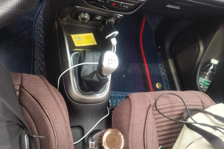 Used CHANGAN CS15 2016 1.5L Manual Luxury Edition Gear Lever
