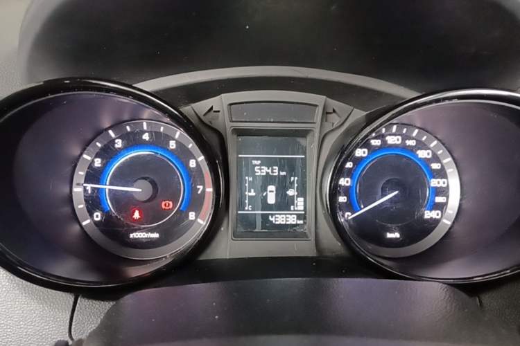 Used CHANGAN CS15 2016 1.5L Manual Fashion Edition Instrument Cluster