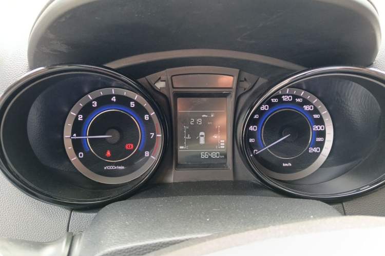 Used CHANGAN CS15 2016 1.5L Manual Fashion Edition Instrument Cluster