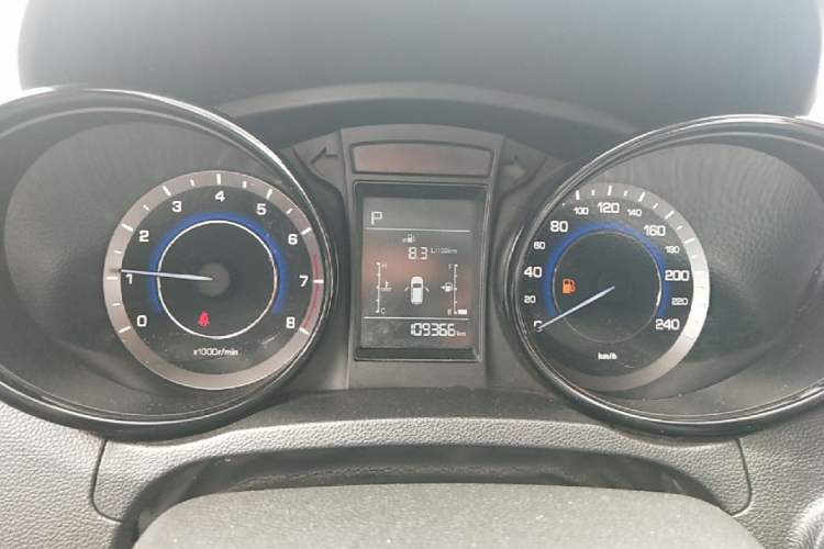 Used CHANGAN CS15 2016 1.5L Automatic Fashion Edition Instrument Cluster