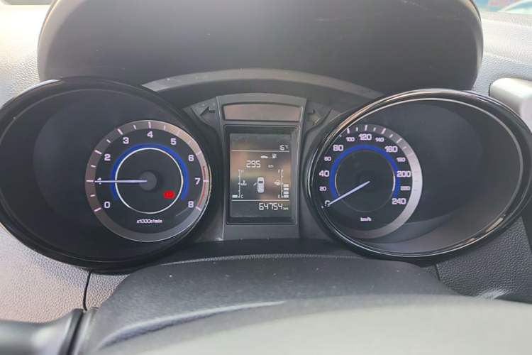 Used CHANGAN CS15 2016 1.5L Manual Luxury Edition Instrument Cluster