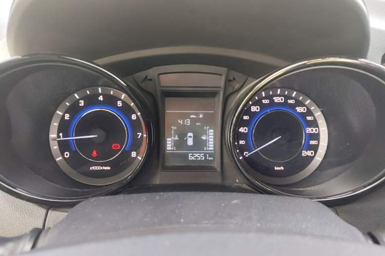 Used CHANGAN CS15 2016 1.5L Manual Fashion Edition Instrument Cluster