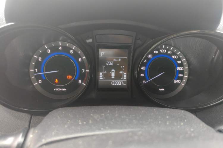 Used CHANGAN CS15 2016 1.5L Automatic Fashion Edition Instrument Cluster