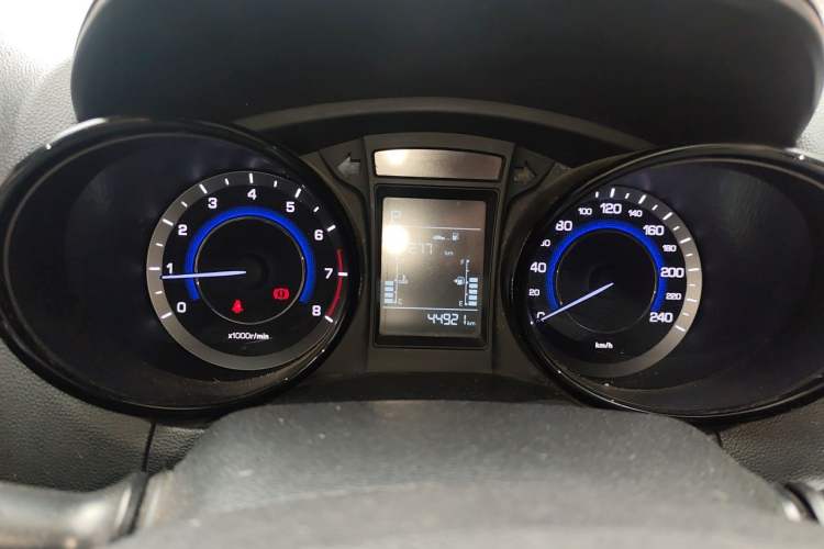 Used CHANGAN CS15 2016 1.5L Automatic Luxury Edition Instrument Cluster