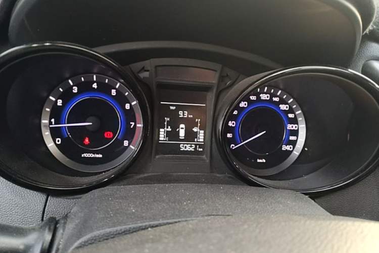 Used CHANGAN CS15 2016 1.5L Manual Fashion Edition Instrument Cluster