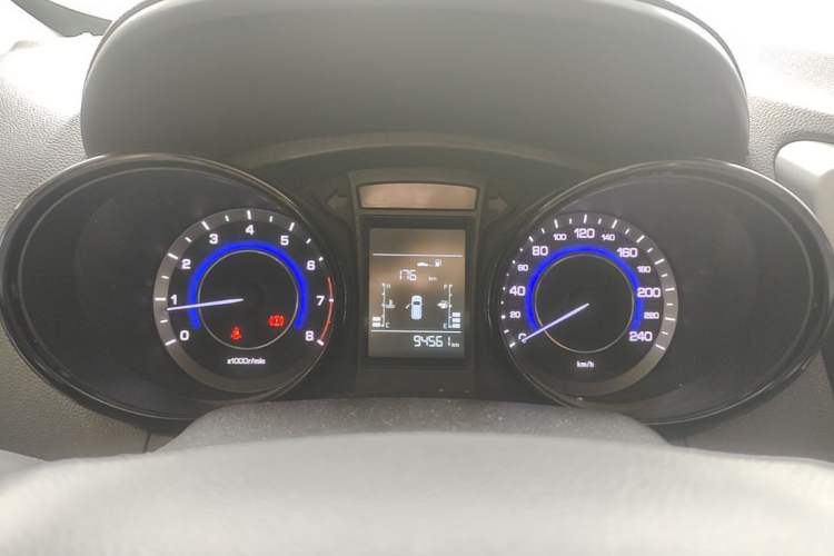 Used CHANGAN CS15 2016 1.5L Manual Fashion Edition Instrument Cluster