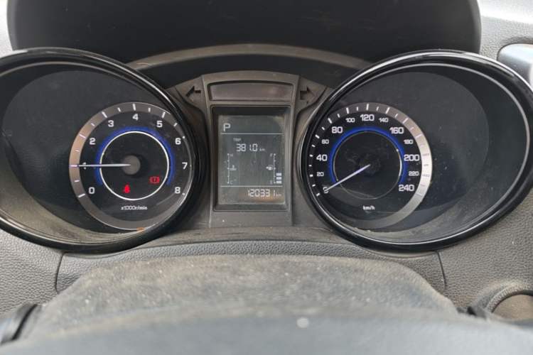 Used CHANGAN CS15 2016 1.5L Automatic Fashion Edition Instrument Cluster