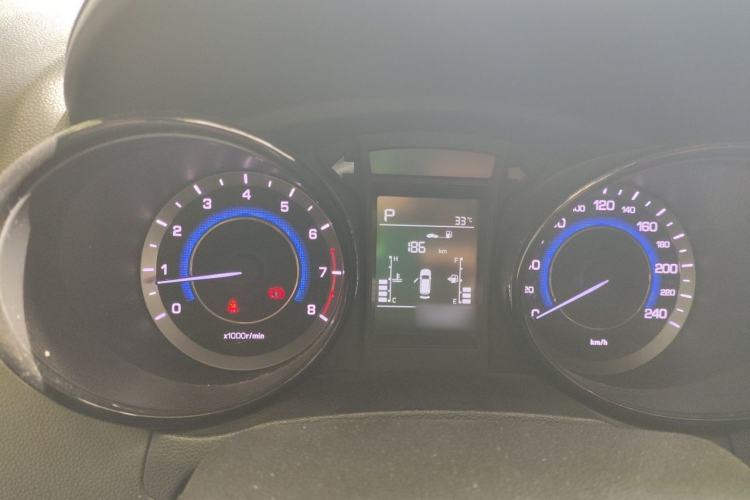 Used CHANGAN CS15 2016 1.5L Automatic Luxury Edition Instrument Cluster
