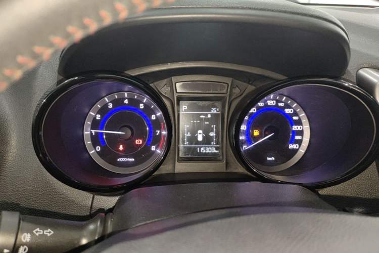 Used CHANGAN CS15 2016 1.5L Automatic Luxury Edition Instrument Cluster