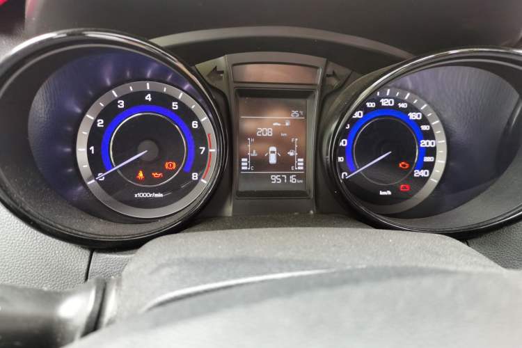 Used CHANGAN CS15 2016 1.5L Manual Luxury Edition Instrument Cluster