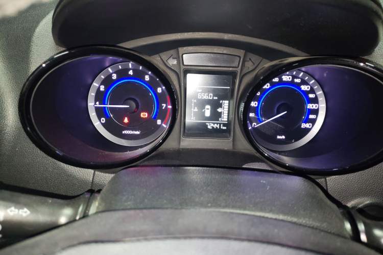Used CHANGAN CS15 2016 1.5L Automatic Fashion Edition Instrument Cluster
