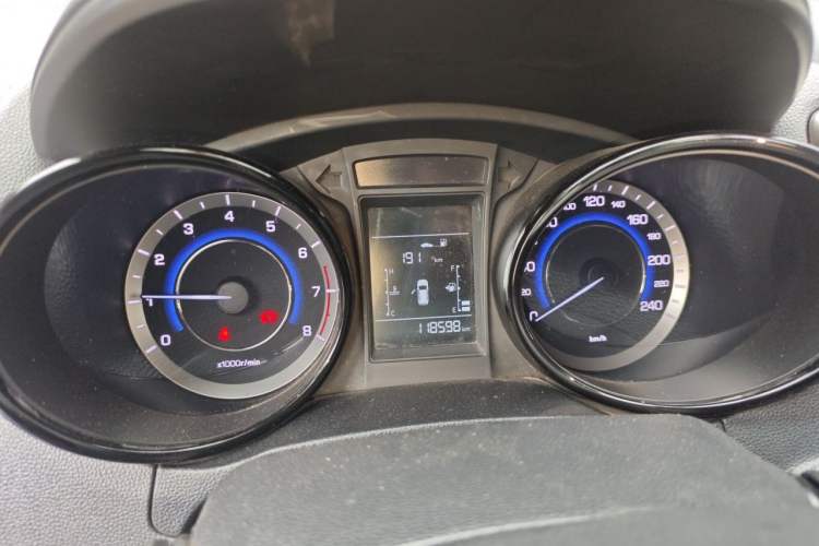 Used CHANGAN CS15 2016 1.5L Manual Fashion Edition Instrument Cluster