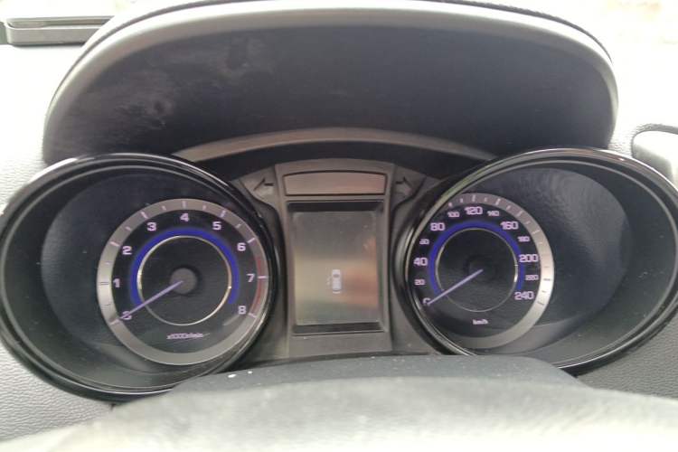 Used CHANGAN CS15 2016 1.5L Manual Fashion Edition Instrument Cluster