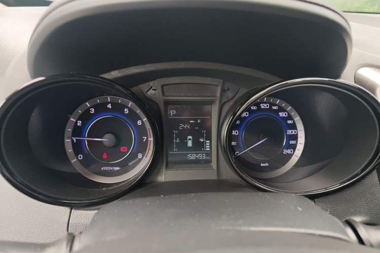 Used CHANGAN CS15 2016 1.5L Automatic Fashion Edition Instrument Cluster