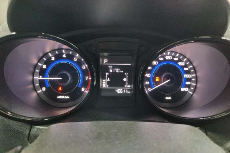Used CHANGAN CS15 2016 1.5L Automatic Fashion Edition Instrument Cluster