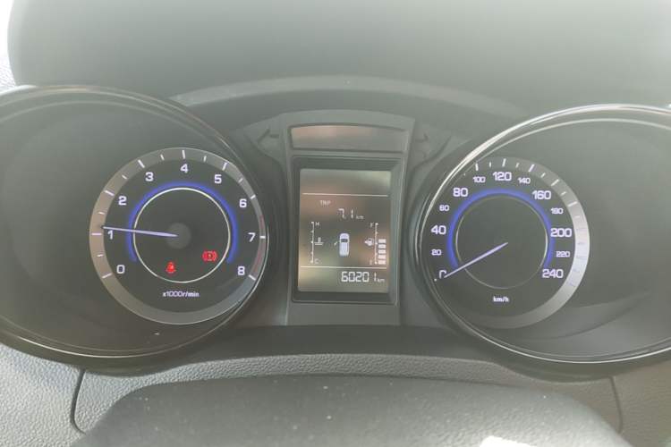Used CHANGAN CS15 2016 1.5L Manual Fashion Edition Instrument Cluster