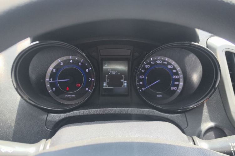 Used CHANGAN CS15 2016 1.5L Automatic Fashion Edition Instrument Cluster