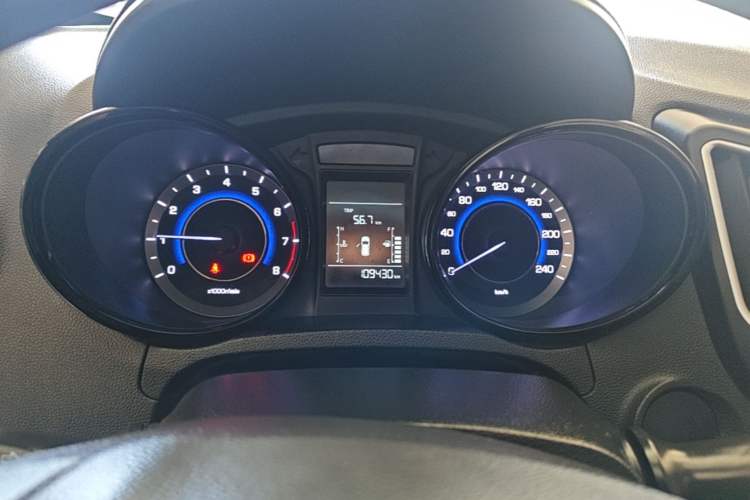 Used CHANGAN CS15 2016 1.5L Manual Fashion Edition Instrument Cluster