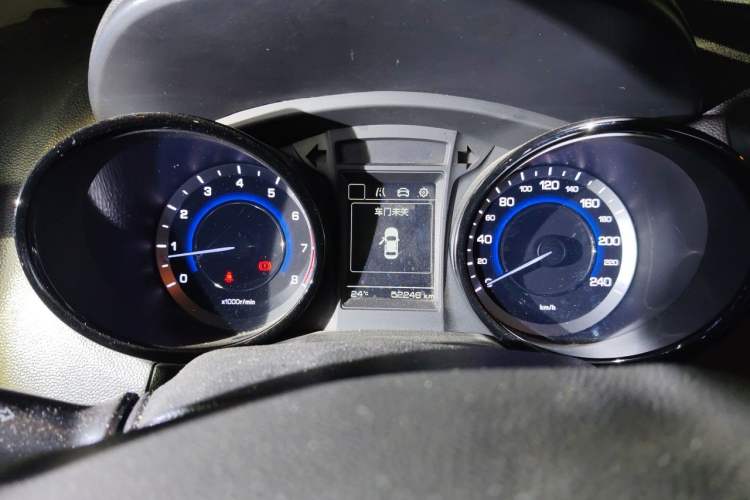 Used CHANGAN CS15 2016 1.5L Manual Luxury Edition Instrument Cluster