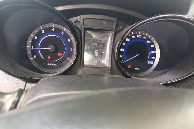 Used CHANGAN CS15 2016 1.5L Manual Fashion Edition Instrument Cluster