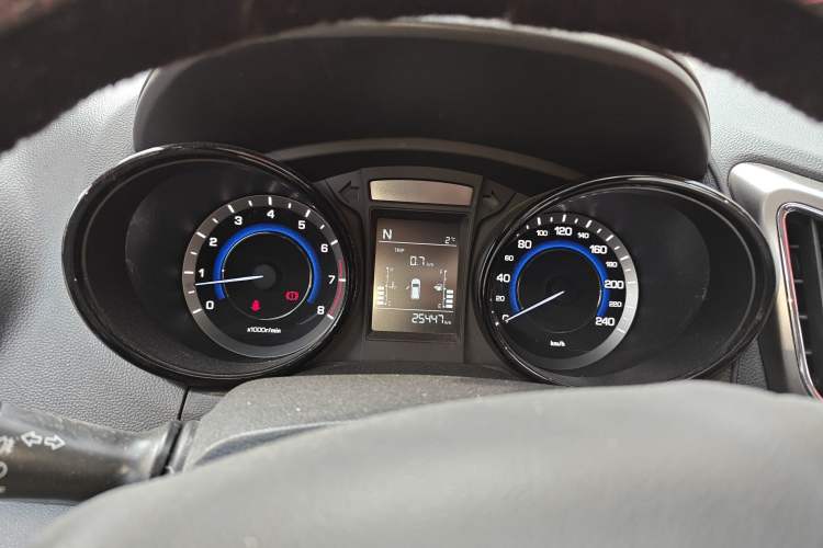 Used CHANGAN CS15 2016 1.5L Automatic Luxury Edition Instrument Cluster