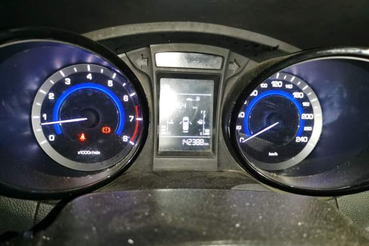 Used CHANGAN CS15 2016 1.5L Automatic Fashion Edition Instrument Cluster