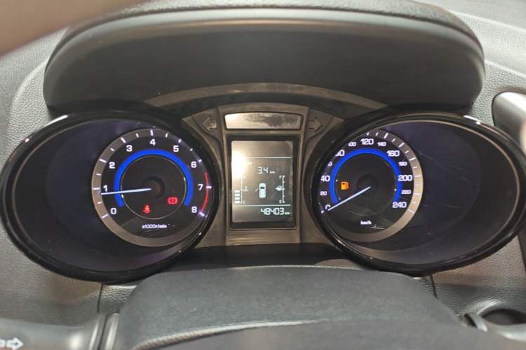 Used CHANGAN CS15 2016 1.5L Manual Fashion Edition Instrument Cluster
